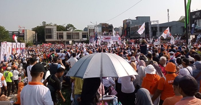 Semarak Hari Sumpah Pemuda: Warga Depok Bergembira dengan AMIN Semarak Hari Sumpah Pemuda: Warga Depok Bergembira dengan AMIN