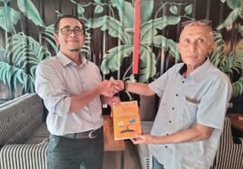 Bedah Buku, Dosen Esa Unggul Ungkap Penyebab Pemba