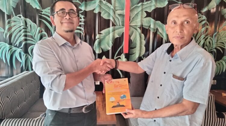 Bedah Buku, Dosen Esa Unggul Ungkap Penyebab Pembangunan Indonesia Lamban Bedah Buku, Dosen Esa Unggul Ungkap Penyebab Pembangunan Indonesia Lamban