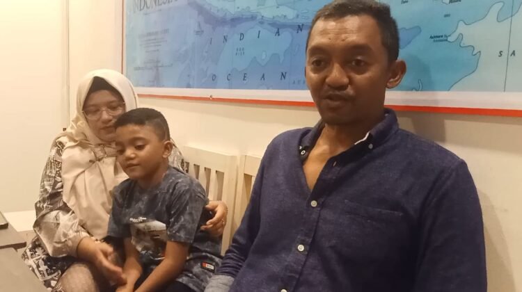 Bertandang ke DPP IG, Warga NTB Berharap Amin Lakukan Perubahan di Bidang Kesehatan Bertandang ke DPP IG, Warga NTB Berharap Amin Lakukan Perubahan di Bidang Kesehatan