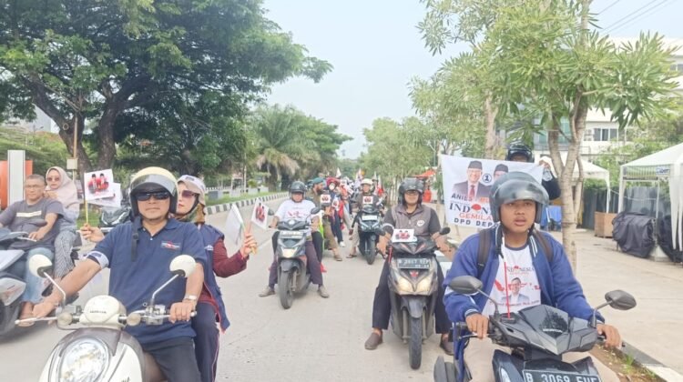 Aksi Gernas IG: 60 Spanduk Amin Dipasang, Seribuan Stiker Dibagikan di Depok Aksi Gernas IG: 60 Spanduk Amin Dipasang, Seribuan Stiker Dibagikan di Depok